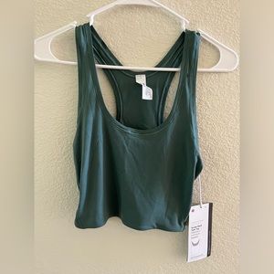 Lululemon Scoop neck tank top tight fit cropped length